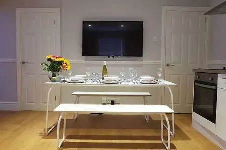 Appartamento Spacious 2 Bed Flat With Private Parking Bristol